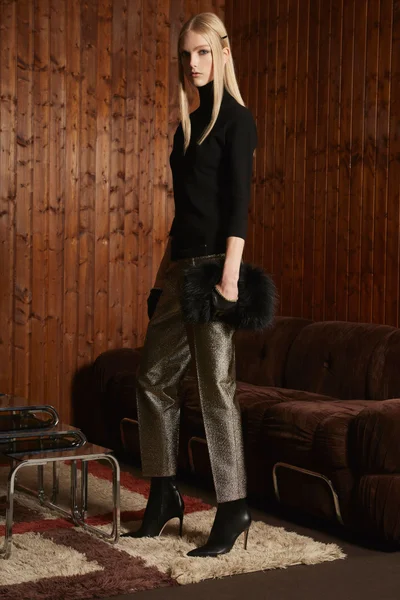 Look 25